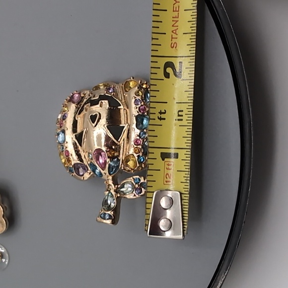 NWOT Gold Toned Pumpkin Brooch with Matching Earrings Both Metallic & Bejeweled - Picture 9 of 10